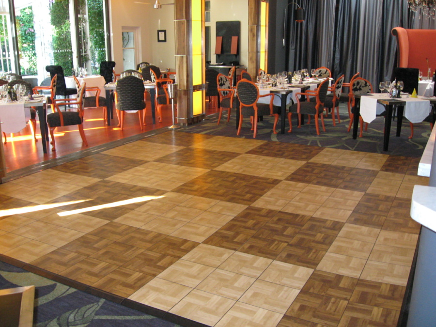 Light and dark oak check 1